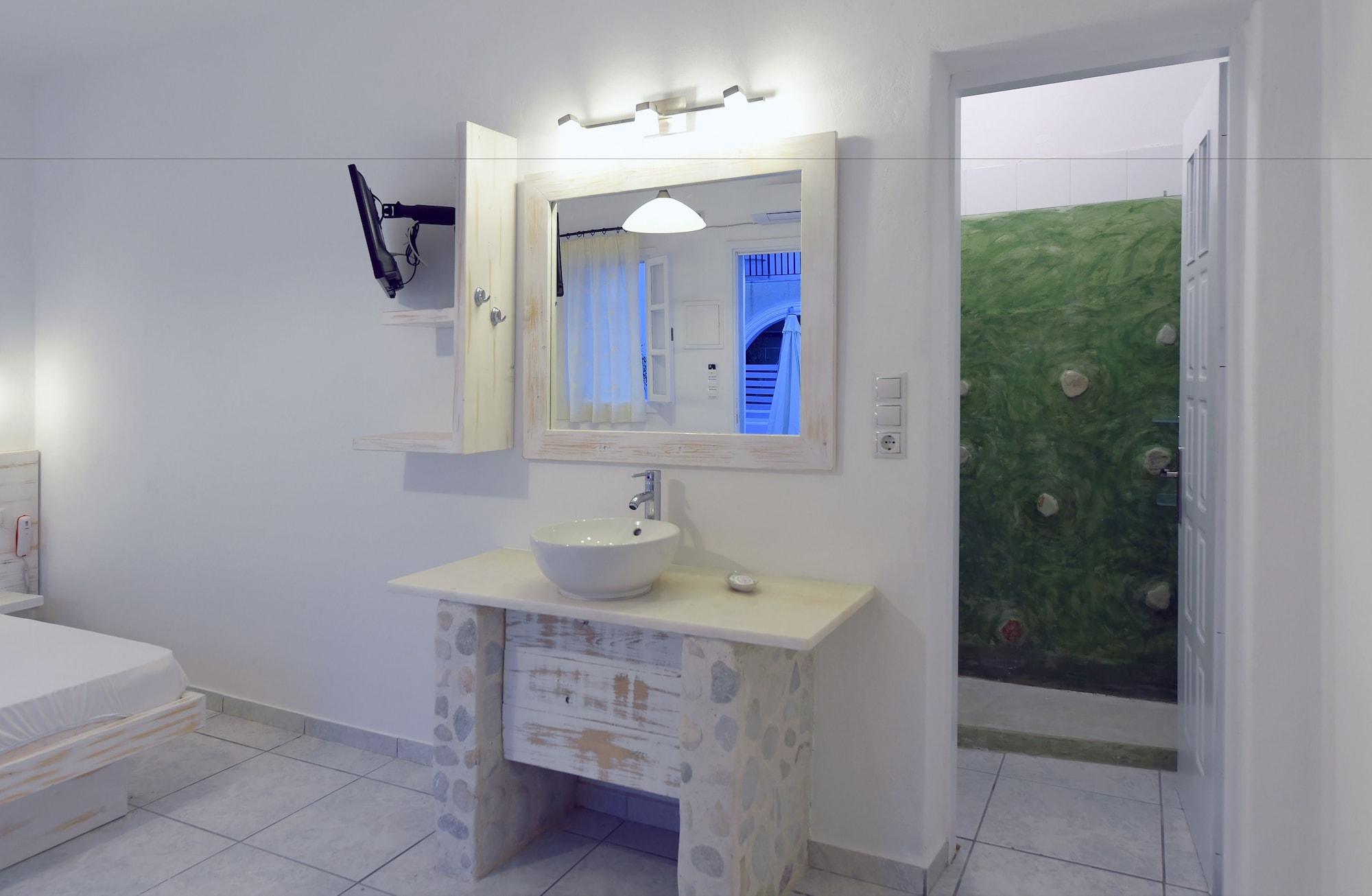 Porto Naoussa (Adults Only) Hotel Екстериор снимка
