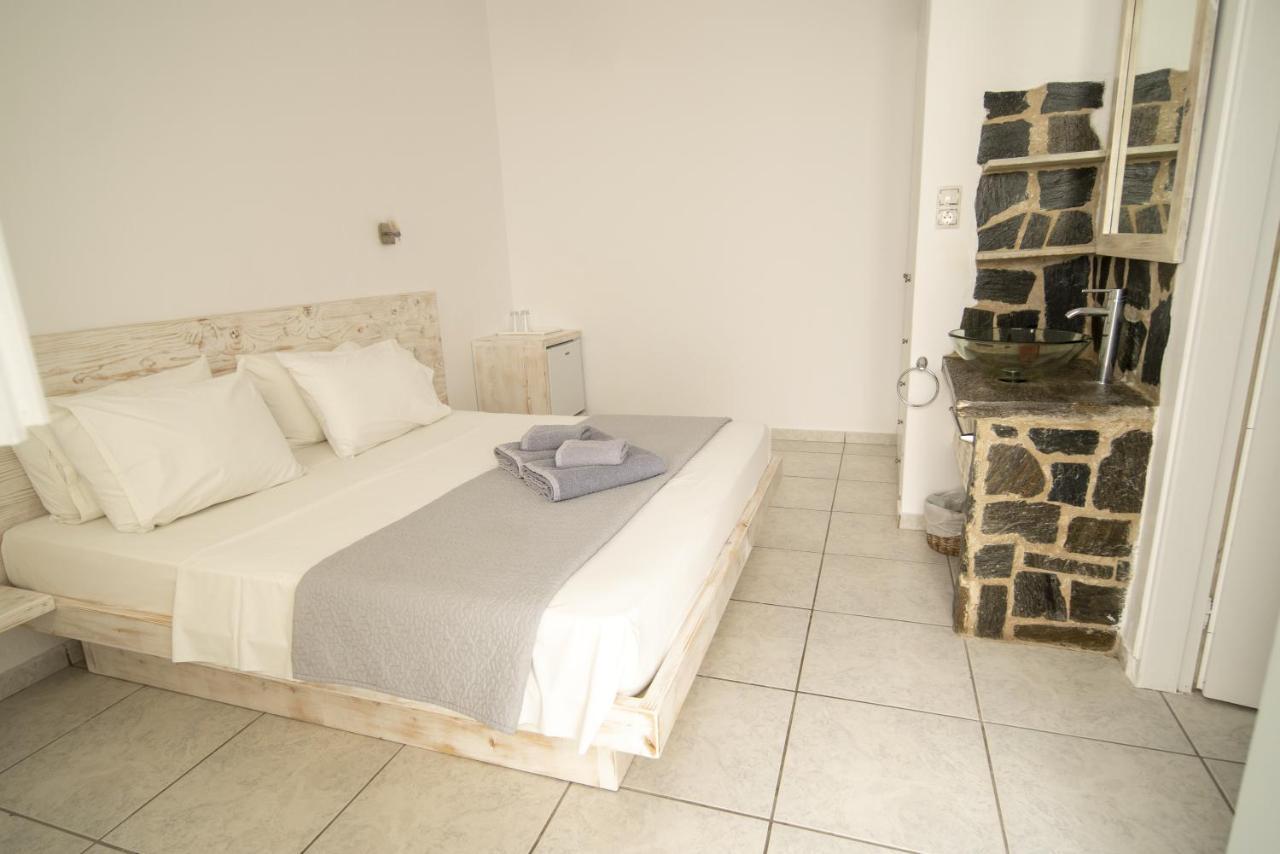 Porto Naoussa (Adults Only) Hotel Екстериор снимка