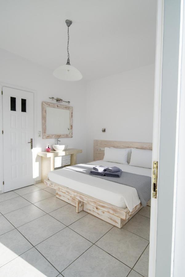 Porto Naoussa (Adults Only) Hotel Екстериор снимка