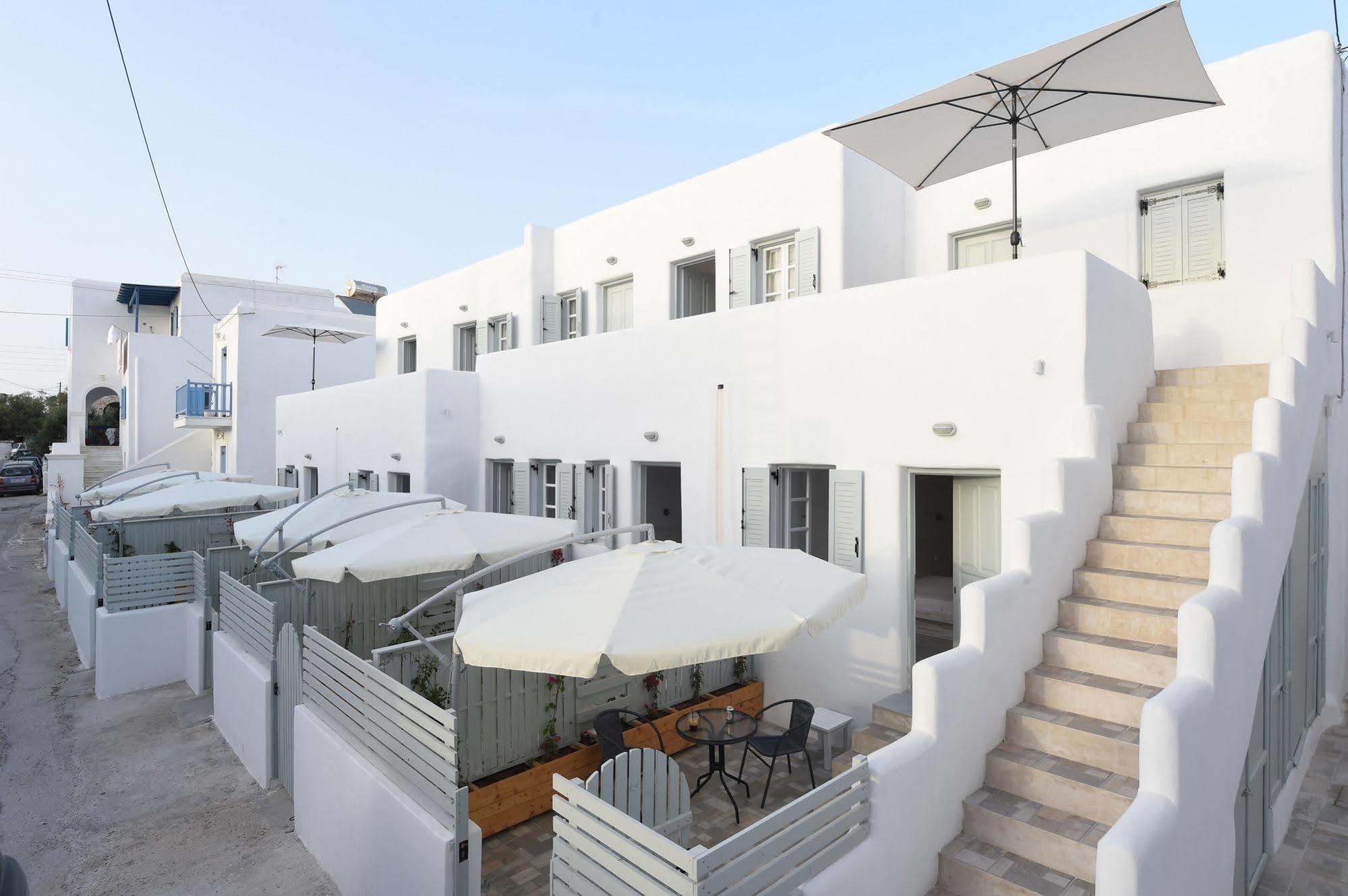 Porto Naoussa (Adults Only) Hotel Екстериор снимка