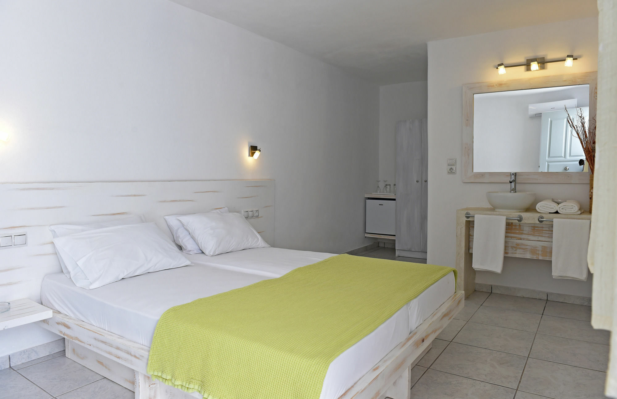 Porto Naoussa (Adults Only) Hotel Екстериор снимка